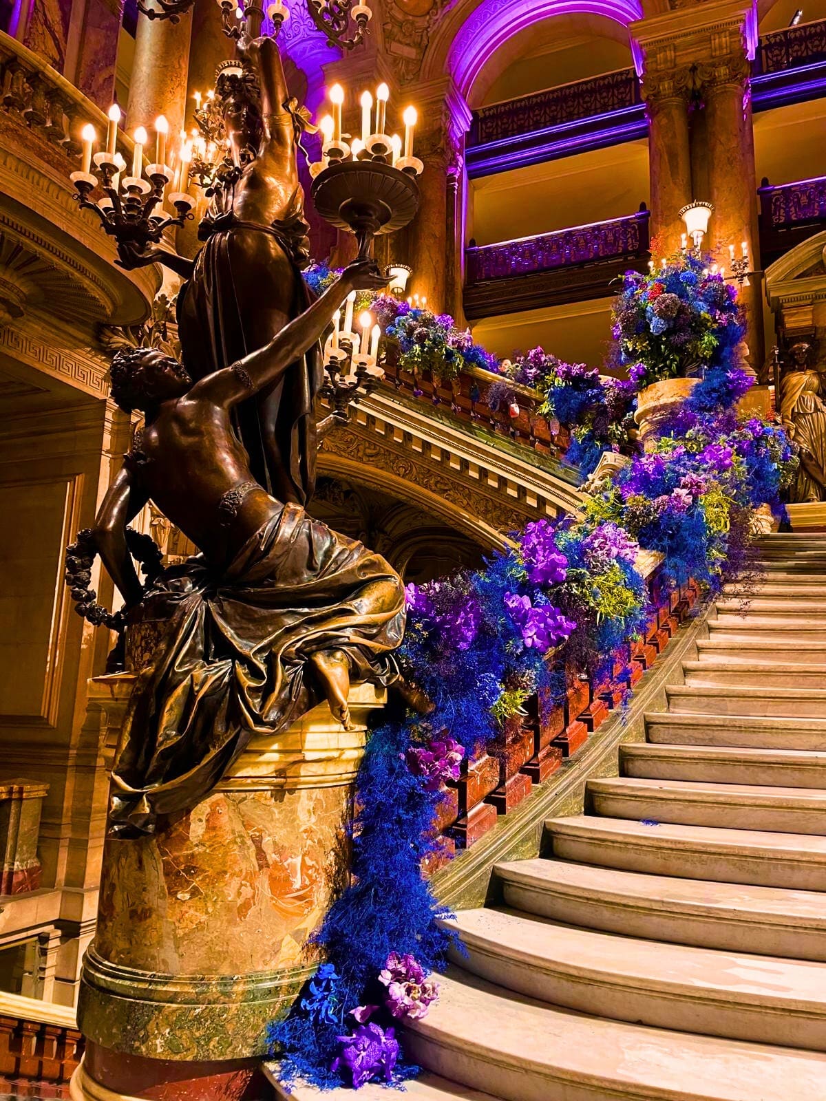 Préparatifs de la soirée AROP au Palais Garnier